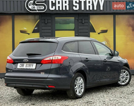Серый Форд Фокус, объемом двигателя 1.6 л и пробегом 232 тыс. км за 9200 $, фото 2 на Automoto.ua