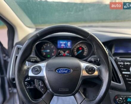 Сірий Форд Фокус, об'ємом двигуна 2 л та пробігом 193 тис. км за 7600 $, фото 19 на Automoto.ua