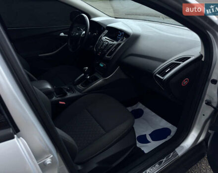 Серый Форд Фокус, объемом двигателя 1.6 л и пробегом 235 тыс. км за 7800 $, фото 57 на Automoto.ua