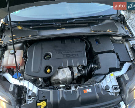Форд Фокус 2013 в Ровно на Automoto.ua Серый Форд Фокус, объемом двигателя 1.6 л и пробегом 236 тыс. км за 7950 $, фото 11 на Automoto.ua