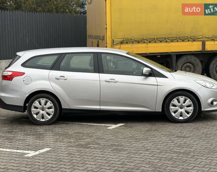 Серый Форд Фокус, объемом двигателя 1.6 л и пробегом 243 тыс. км за 7000 $, фото 6 на Automoto.ua