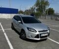 Форд Фокус 2013 в Новоукраинке на Automoto.ua Серый Форд Фокус, объемом двигателя 1.6 л и пробегом 257 тыс. км за 7900 $, фото 1 на Automoto.ua