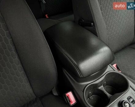 Серый Форд Фокус, объемом двигателя 1.6 л и пробегом 200 тыс. км за 8700 $, фото 27 на Automoto.ua