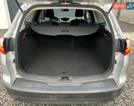 Серый Форд Фокус, объемом двигателя 1.6 л и пробегом 215 тыс. км за 8200 $, фото 16 на Automoto.ua