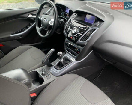 Серый Форд Фокус, объемом двигателя 1.6 л и пробегом 215 тыс. км за 8200 $, фото 24 на Automoto.ua