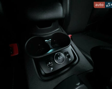 Серый Форд Фокус, объемом двигателя 1.6 л и пробегом 219 тыс. км за 9499 $, фото 108 на Automoto.ua