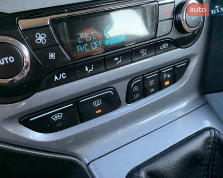 Серый Форд Фокус, объемом двигателя 1.6 л и пробегом 236 тыс. км за 7800 $, фото 33 на Automoto.ua