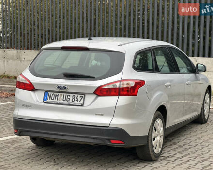 Серый Форд Фокус, объемом двигателя 1.6 л и пробегом 243 тыс. км за 7000 $, фото 7 на Automoto.ua