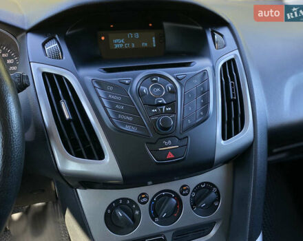 Серый Форд Фокус, объемом двигателя 1.6 л и пробегом 242 тыс. км за 6750 $, фото 14 на Automoto.ua