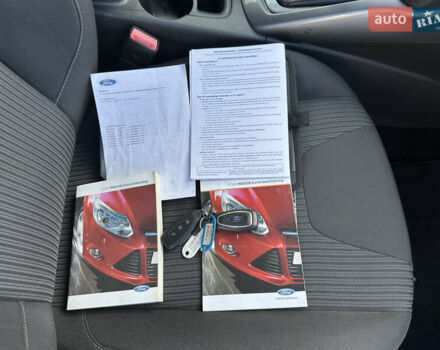 Форд Фокус 2013 у Стрые на Automoto.ua Сірий Форд Фокус, об'ємом двигуна 1.6 л та пробігом 217 тис. км за 8350 $, фото 132 на Automoto.ua