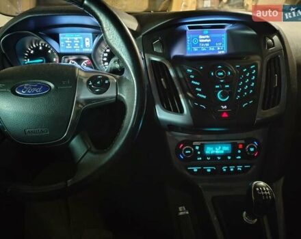 Сірий Форд Фокус, об'ємом двигуна 1.56 л та пробігом 210 тис. км за 8500 $, фото 33 на Automoto.ua