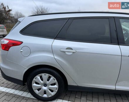 Серый Форд Фокус, объемом двигателя 2 л и пробегом 253 тыс. км за 8600 $, фото 11 на Automoto.ua