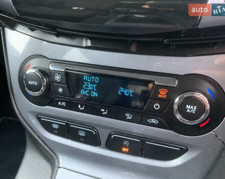 Серый Форд Фокус, объемом двигателя 1.6 л и пробегом 215 тыс. км за 8200 $, фото 33 на Automoto.ua