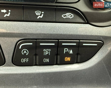 Серый Форд Фокус, объемом двигателя 1.6 л и пробегом 227 тыс. км за 8900 $, фото 55 на Automoto.ua