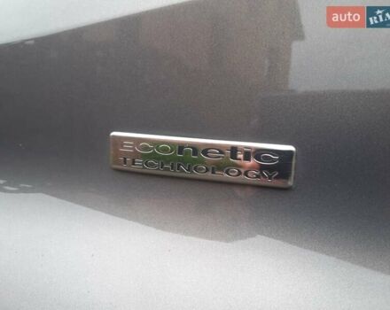 Серый Форд Фокус, объемом двигателя 1.6 л и пробегом 258 тыс. км за 8299 $, фото 80 на Automoto.ua