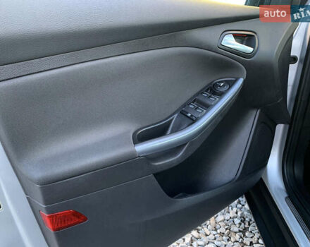 Серый Форд Фокус, объемом двигателя 1.6 л и пробегом 236 тыс. км за 7800 $, фото 16 на Automoto.ua