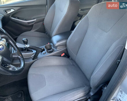 Форд Фокус 2013 в Ровно на Automoto.ua Серый Форд Фокус, объемом двигателя 1.6 л и пробегом 236 тыс. км за 7950 $, фото 28 на Automoto.ua