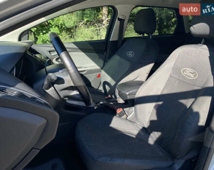 Форд Фокус 2013 у Києві на Automoto.ua Сірий Форд Фокус, об'ємом двигуна 1.6 л та пробігом 242 тис. км за 6990 $, фото 18 на Automoto.ua