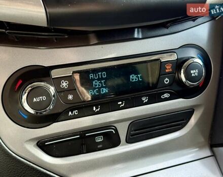 Серый Форд Фокус, объемом двигателя 1.56 л и пробегом 297 тыс. км за 7500 $, фото 15 на Automoto.ua