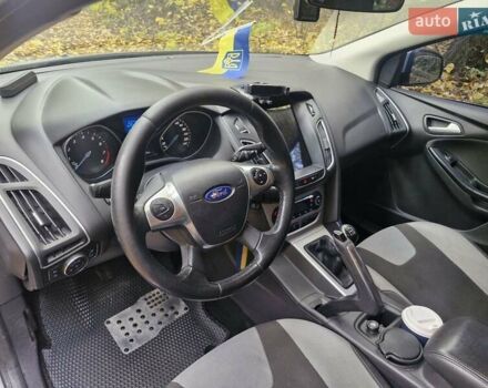 Сірий Форд Фокус, об'ємом двигуна 1 л та пробігом 80 тис. км за 7500 $, фото 25 на Automoto.ua