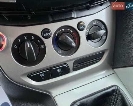 Сірий Форд Фокус, об'ємом двигуна 1.6 л та пробігом 233 тис. км за 6777 $, фото 30 на Automoto.ua