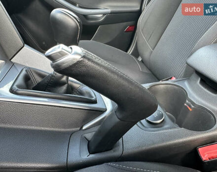 Форд Фокус 2013 у Стрые на Automoto.ua Сірий Форд Фокус, об'ємом двигуна 1.6 л та пробігом 217 тис. км за 8350 $, фото 95 на Automoto.ua