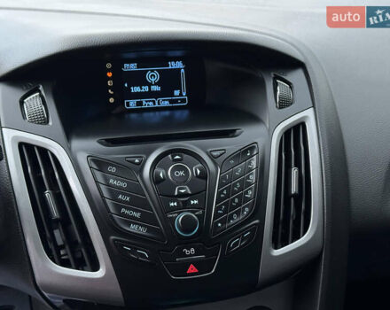 Серый Форд Фокус, объемом двигателя 1.6 л и пробегом 235 тыс. км за 7800 $, фото 47 на Automoto.ua