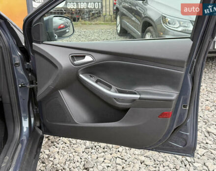 Серый Форд Фокус, объемом двигателя 1.6 л и пробегом 232 тыс. км за 9200 $, фото 32 на Automoto.ua