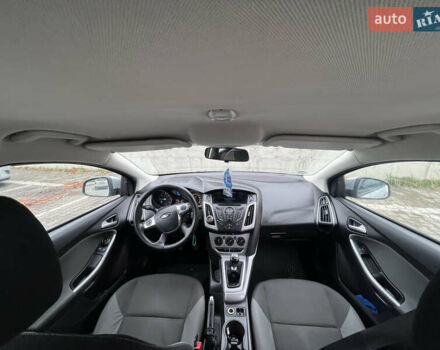 Серый Форд Фокус, объемом двигателя 1.6 л и пробегом 243 тыс. км за 7000 $, фото 13 на Automoto.ua