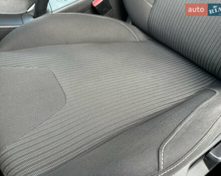 Форд Фокус 2013 у Стрые на Automoto.ua Сірий Форд Фокус, об'ємом двигуна 1.6 л та пробігом 217 тис. км за 8350 $, фото 82 на Automoto.ua