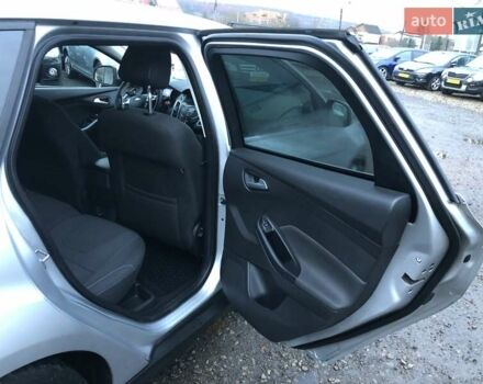 Серый Форд Фокус, объемом двигателя 1.6 л и пробегом 209 тыс. км за 7500 $, фото 22 на Automoto.ua