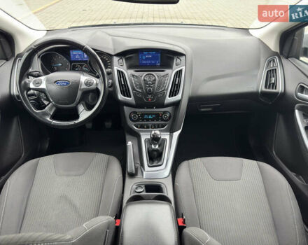 Серый Форд Фокус, объемом двигателя 1.6 л и пробегом 219 тыс. км за 8749 $, фото 78 на Automoto.ua