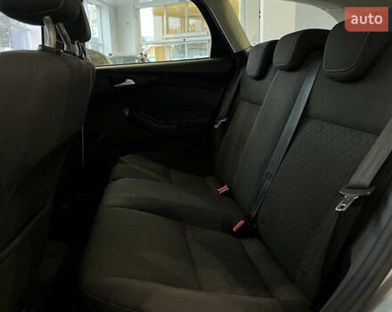 Серый Форд Фокус, объемом двигателя 1.56 л и пробегом 263 тыс. км за 8200 $, фото 9 на Automoto.ua