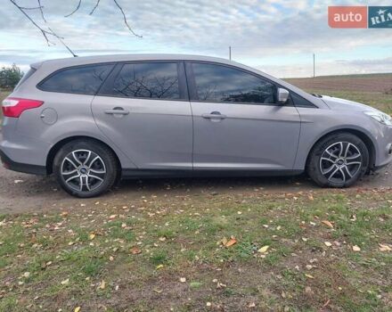 Серый Форд Фокус, объемом двигателя 1.6 л и пробегом 272 тыс. км за 7900 $, фото 2 на Automoto.ua