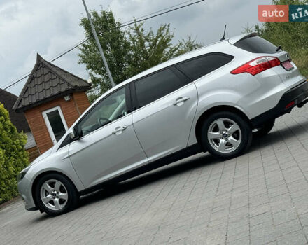 Серый Форд Фокус, объемом двигателя 1.6 л и пробегом 218 тыс. км за 8850 $, фото 101 на Automoto.ua
