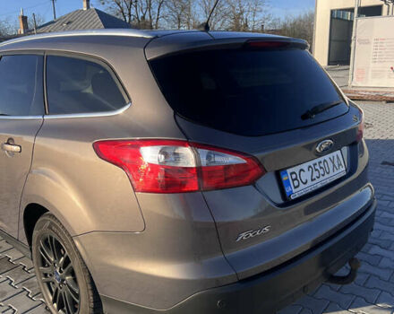 Серый Форд Фокус, объемом двигателя 2 л и пробегом 243 тыс. км за 9150 $, фото 13 на Automoto.ua