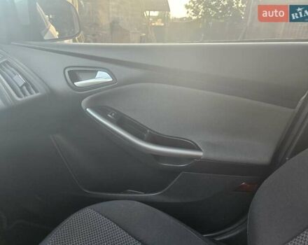 Серый Форд Фокус, объемом двигателя 2 л и пробегом 275 тыс. км за 8100 $, фото 10 на Automoto.ua