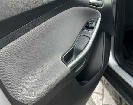 Серый Форд Фокус, объемом двигателя 2 л и пробегом 125 тыс. км за 8200 $, фото 17 на Automoto.ua