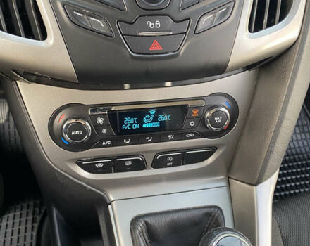 Серый Форд Фокус, объемом двигателя 1.6 л и пробегом 212 тыс. км за 7900 $, фото 12 на Automoto.ua