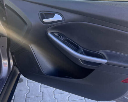 Серый Форд Фокус, объемом двигателя 2 л и пробегом 243 тыс. км за 9150 $, фото 26 на Automoto.ua