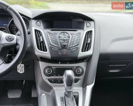 Сірий Форд Фокус, об'ємом двигуна 2 л та пробігом 265 тис. км за 8650 $, фото 28 на Automoto.ua