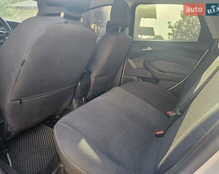 Серый Форд Фокус, объемом двигателя 2 л и пробегом 275 тыс. км за 8100 $, фото 13 на Automoto.ua