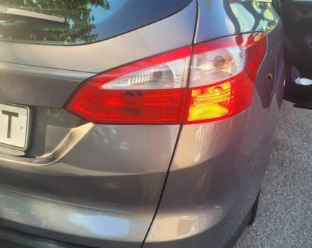 Форд Фокус 2014 в Ивано-Франковске на Automoto.ua Серый Форд Фокус, объемом двигателя 2 л и пробегом 198 тыс. км за 8800 $, фото 2 на Automoto.ua