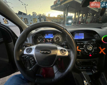 Форд Фокус 2014 в Киеве на Automoto.ua Серый Форд Фокус, объемом двигателя 2 л и пробегом 243 тыс. км за 8700 $, фото 14 на Automoto.ua
