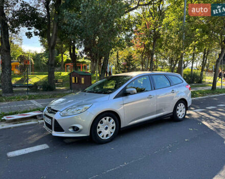 Форд Фокус 2014 в Киеве на Automoto.ua Серый Форд Фокус, объемом двигателя 1.6 л и пробегом 333 тыс. км за 6502 $, фото 12 на Automoto.ua