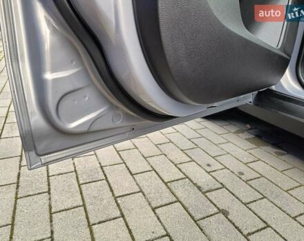 Серый Форд Фокус, объемом двигателя 1.6 л и пробегом 236 тыс. км за 6900 $, фото 53 на Automoto.ua