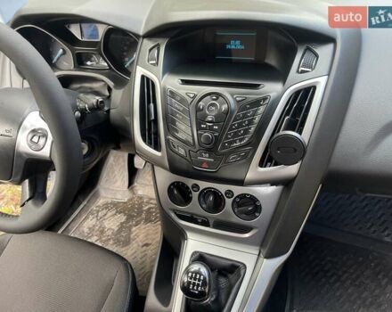 Форд Фокус 2014 у Нежине на Automoto.ua Сірий Форд Фокус, об'ємом двигуна 1.6 л та пробігом 230 тис. км за 8000 $, фото 18 на Automoto.ua