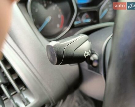 Серый Форд Фокус, объемом двигателя 1.6 л и пробегом 236 тыс. км за 6900 $, фото 12 на Automoto.ua
