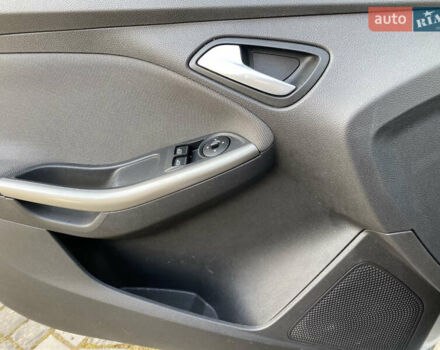 Серый Форд Фокус, объемом двигателя 1.6 л и пробегом 212 тыс. км за 7900 $, фото 18 на Automoto.ua