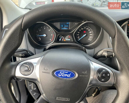 Серый Форд Фокус, объемом двигателя 1.6 л и пробегом 212 тыс. км за 7900 $, фото 19 на Automoto.ua